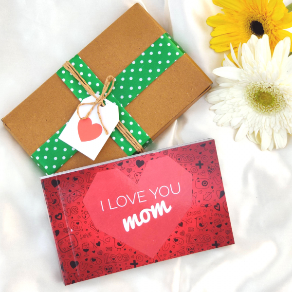 Mom's Special Snapbook